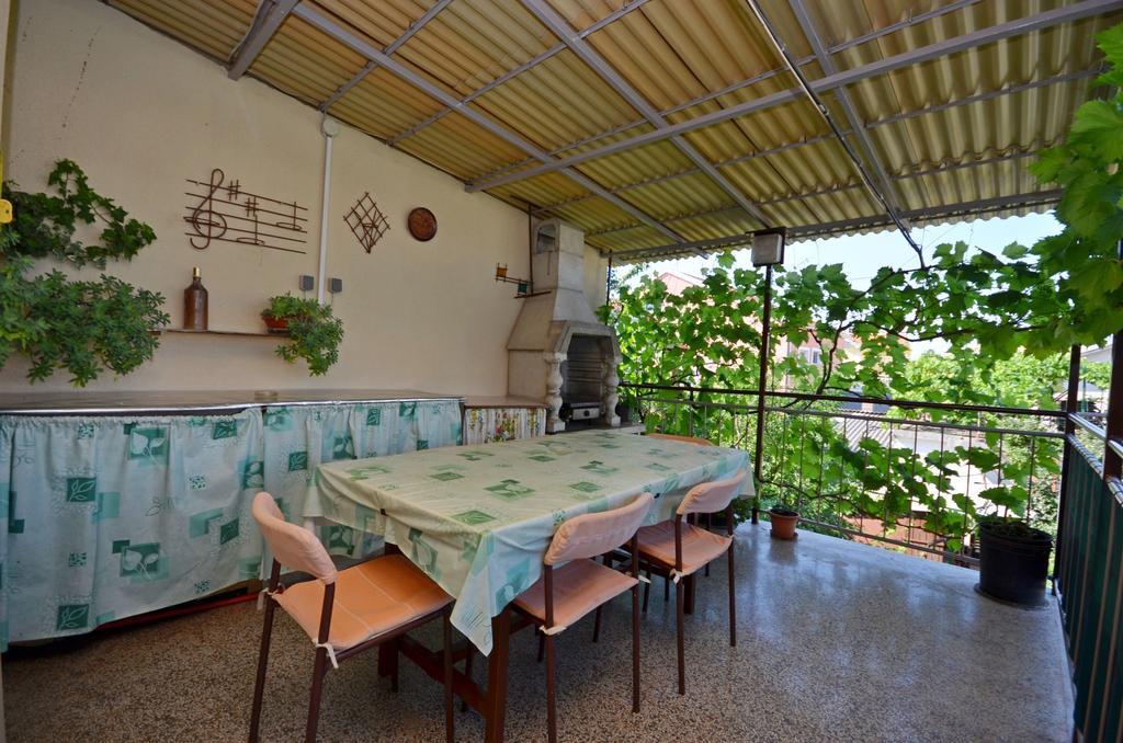 Apartments Amalija Vodice Eksteriør billede